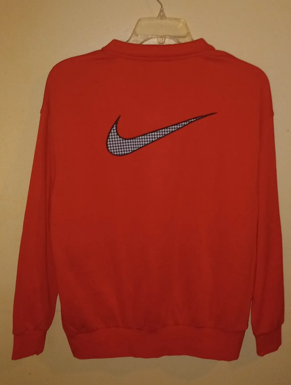 NWT Nike Sportswear Icon Clash Pullover Women's Size Small Oversized Chile Red